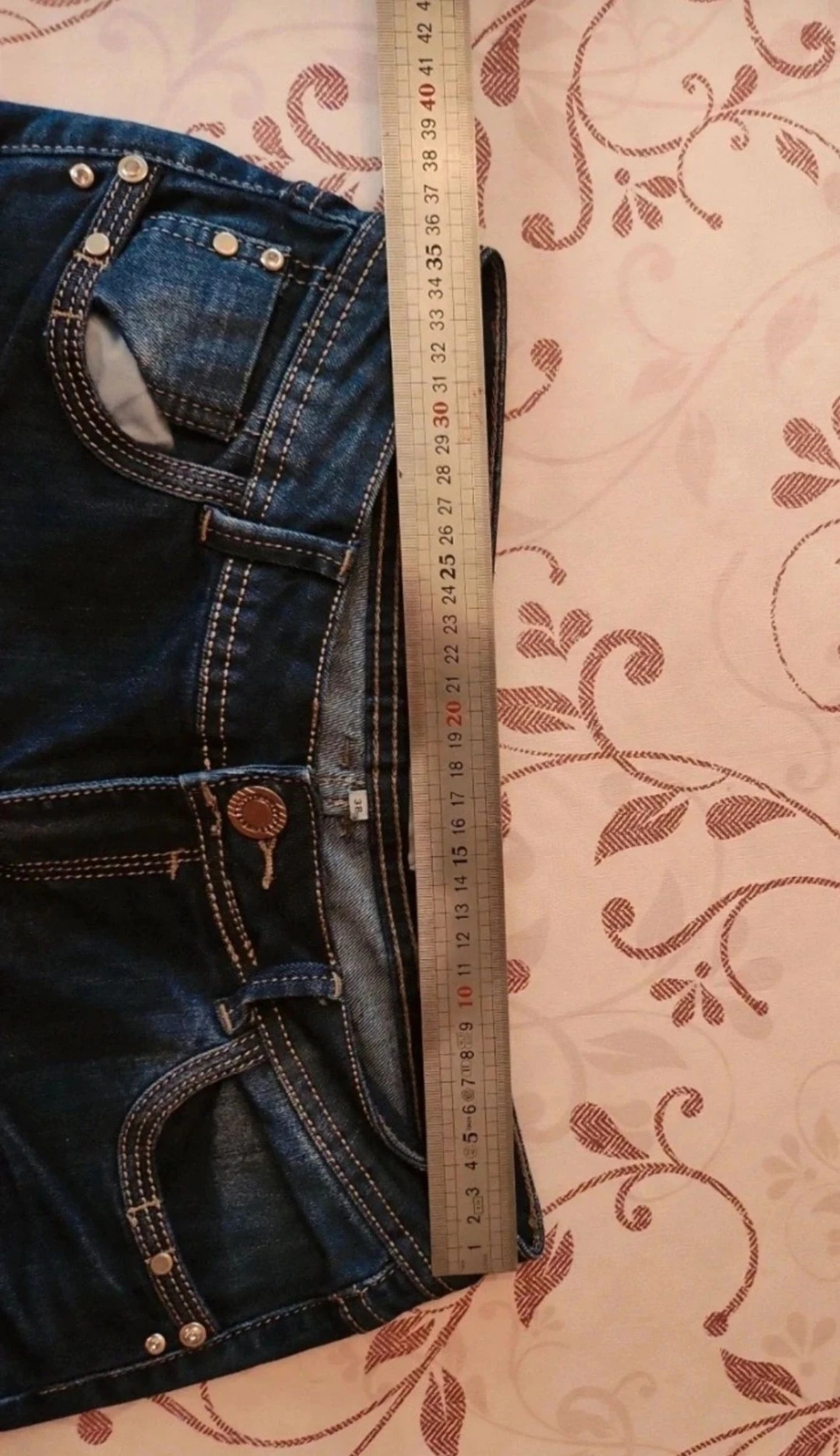 😊 Lote de 2 jeans y un short bermuda talla 38 – photo 7